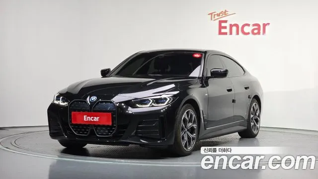 BMW i4 2023 — фото 1