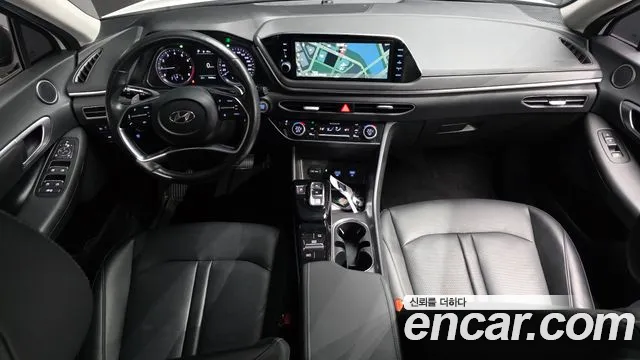 Hyundai Sonata 2022 — фото 10