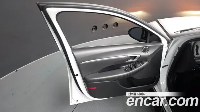 Hyundai Sonata 2022 — фото 14