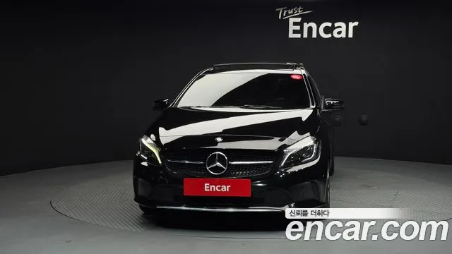 Mercedes-Benz A-Class 2017 — фото 3