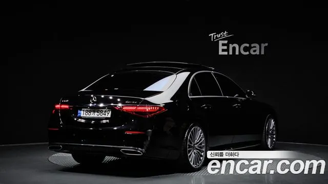 Mercedes-Benz S-Class 2023 — фото 2