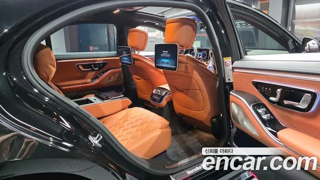 Mercedes-Benz S-Class 2023 — фото 18