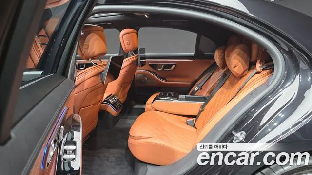 Mercedes-Benz S-Class 2023 — фото 19
