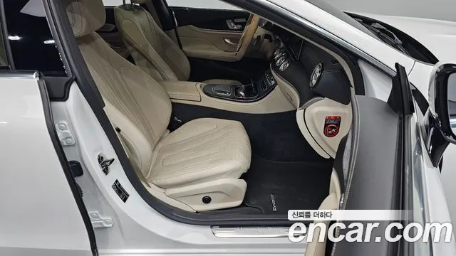 Mercedes-Benz CLS-Class 2022 — фото 16
