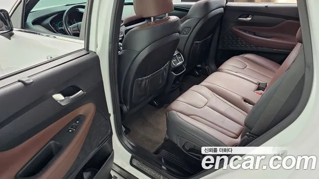 Hyundai Santafe 2019 — фото 12