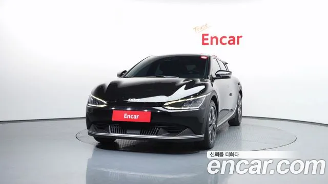 Kia EV6 2023 — фото 3