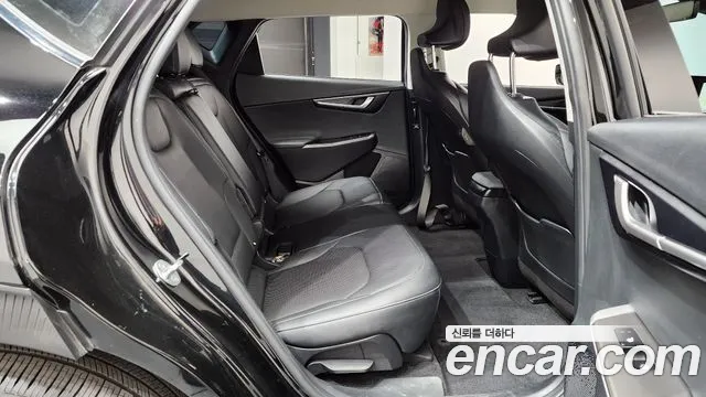 Kia EV6 2023 — фото 17