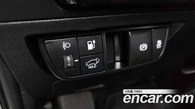 Kia EV6 2023 — фото 18