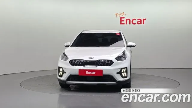 Kia Niro 2020 — фото 3