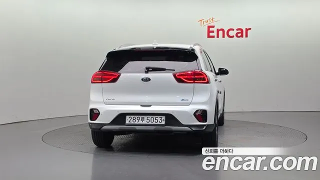 Kia Niro 2020 — фото 4