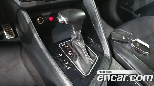 Kia Niro 2020 — фото 12