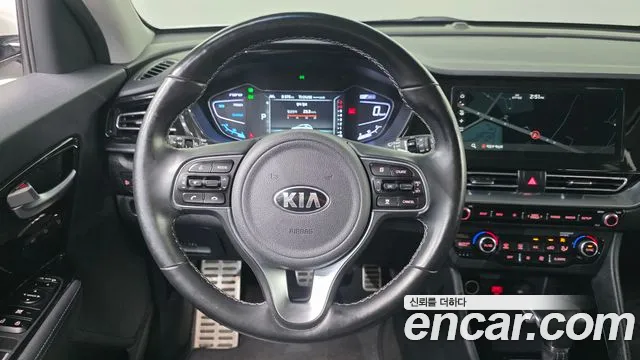 Kia Niro 2020 — фото 20