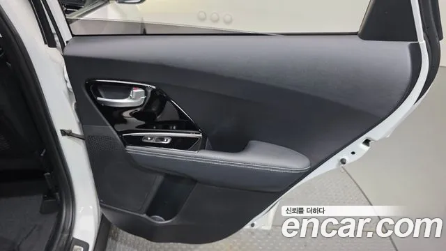 Kia Niro 2020 — фото 15