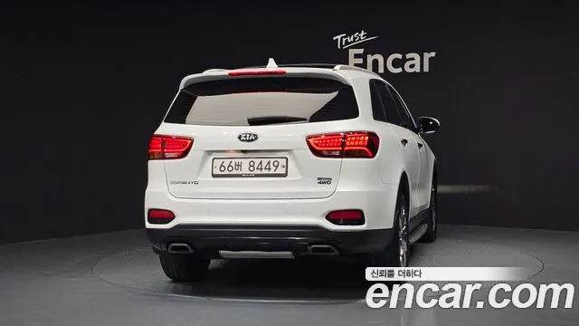 Kia Sorento 2018 — фото 4