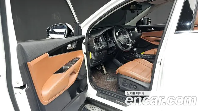 Kia Sorento 2018 — фото 13