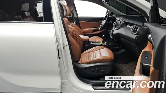 Kia Sorento 2018 — фото 16