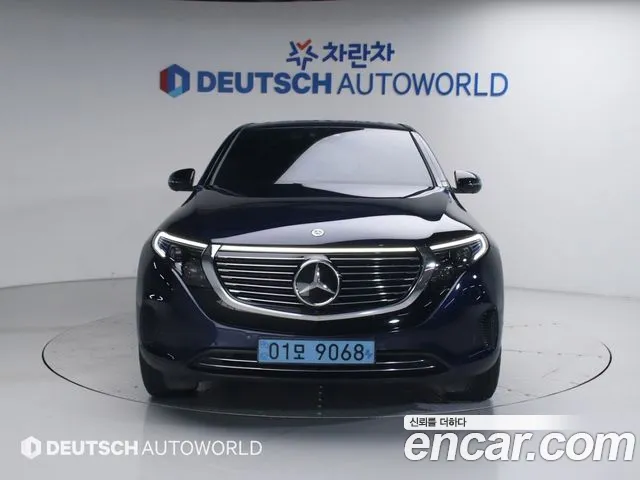 Mercedes-Benz EQC 2020 — фото 3