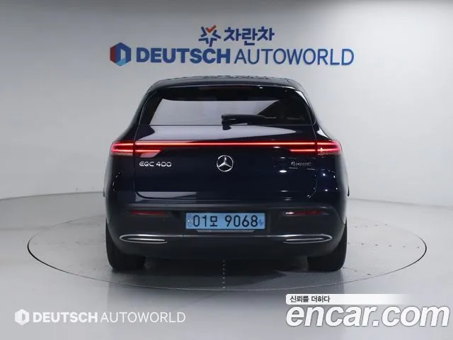 Mercedes-Benz EQC 2020 — фото 4