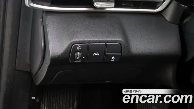 Hyundai AVANTE 2023 — фото 14