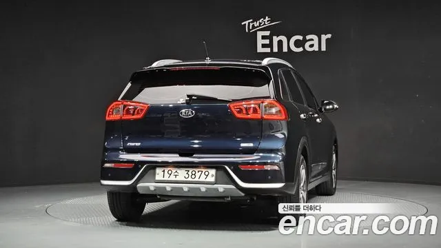 Kia Niro 2018 — фото 4