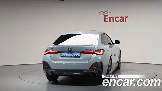 BMW i4 2024 — фото 3