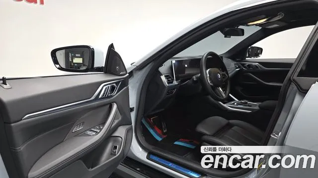 BMW i4 2024 — фото 12