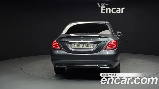 Mercedes-Benz C-Class 2018 — фото 4