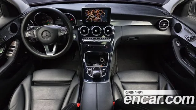 Mercedes-Benz C-Class 2018 — фото 10