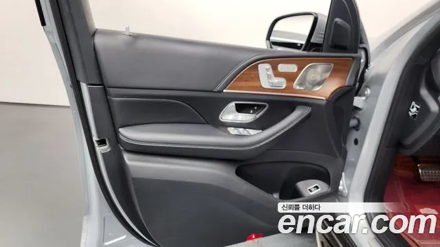 Mercedes-Benz GLS-Class 2021 — фото 14