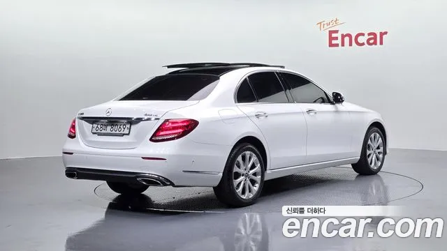 Mercedes-Benz E-Class 2019 — фото 2