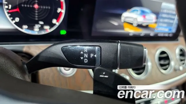 Mercedes-Benz E-Class 2019 — фото 12