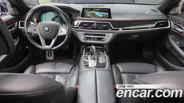 BMW 7-Series 2018 — фото 7