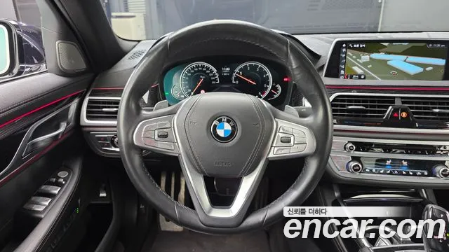 BMW 7-Series 2018 — фото 13
