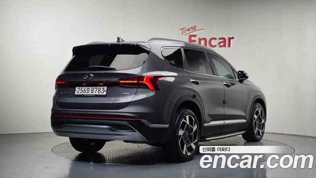 Hyundai Santafe 2021 — фото 2