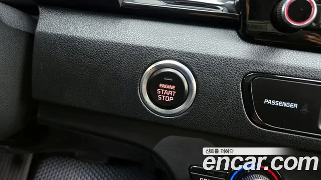 Kia Niro 2018 — фото 18