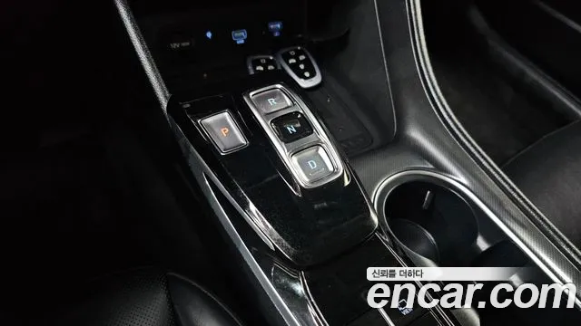 Hyundai Sonata 2020 — фото 12