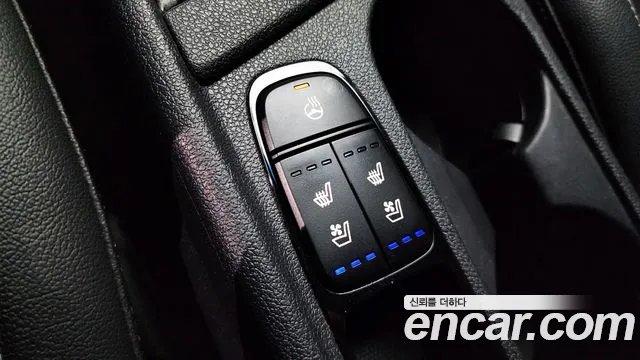 Kia Niro 2017 — фото 13