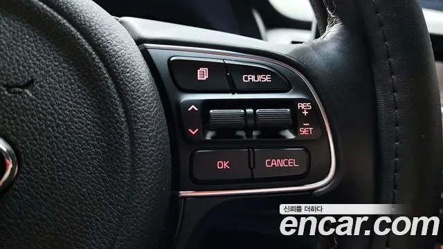 Kia Niro 2017 — фото 17