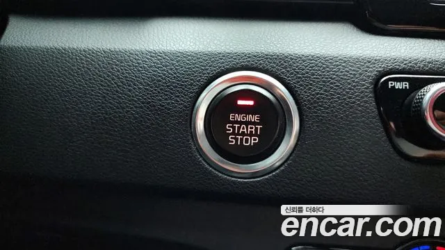Kia Niro 2017 — фото 18