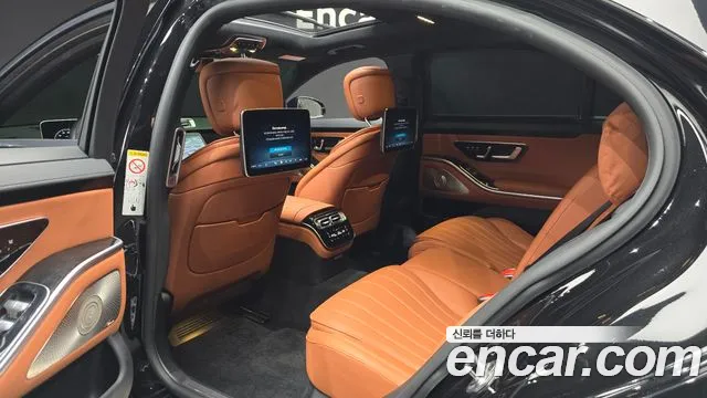 Mercedes-Benz S-Class 2022 — фото 16