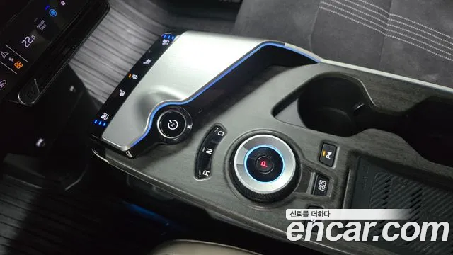 Kia EV6 2022 — фото 12