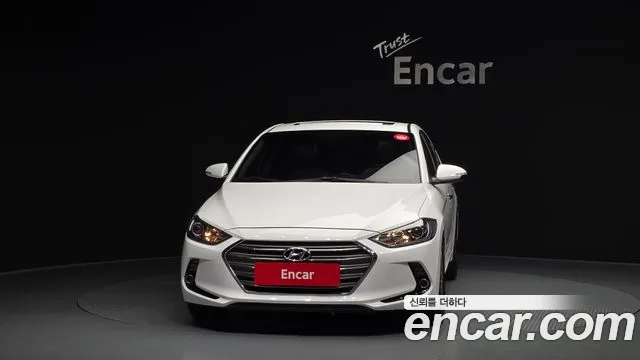 Hyundai AVANTE 2016 — фото 3