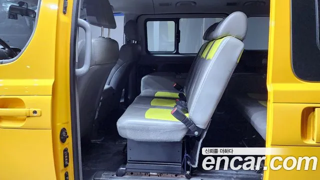 Hyundai Starex 2021 — фото 13