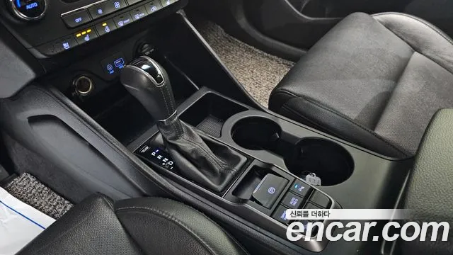Hyundai Tucson 2018 — фото 12