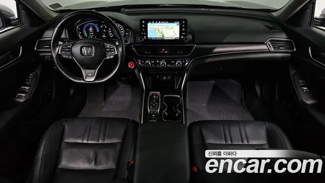 Honda Accord 2022 — фото 9