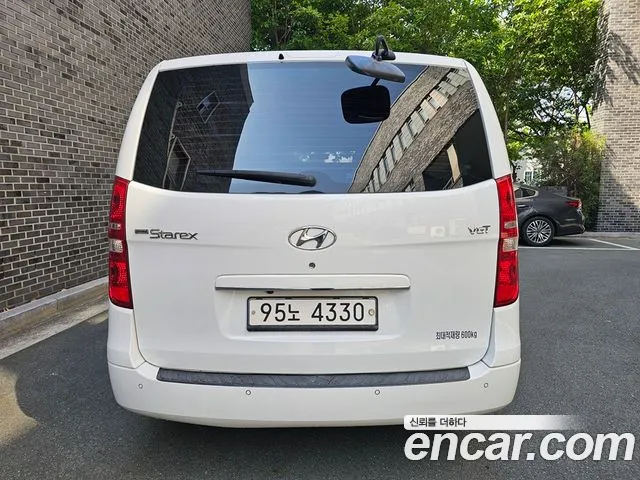 Hyundai Starex 2021 — фото 4