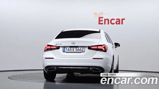 Mercedes-Benz A-Class 2020 — фото 4