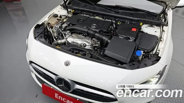 Mercedes-Benz A-Class 2020 — фото 6