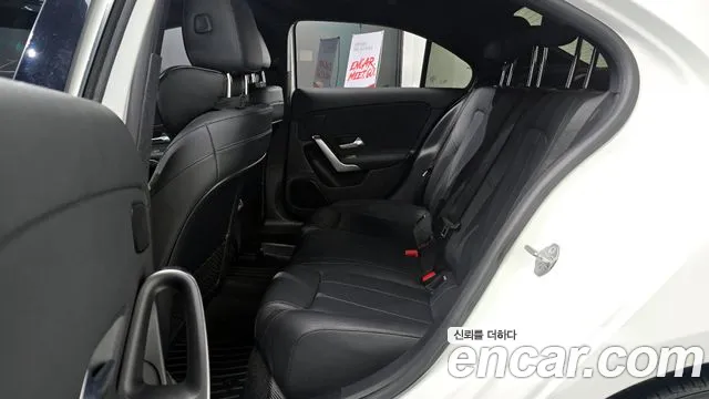 Mercedes-Benz A-Class 2020 — фото 18