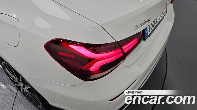 Mercedes-Benz A-Class 2020 — фото 9